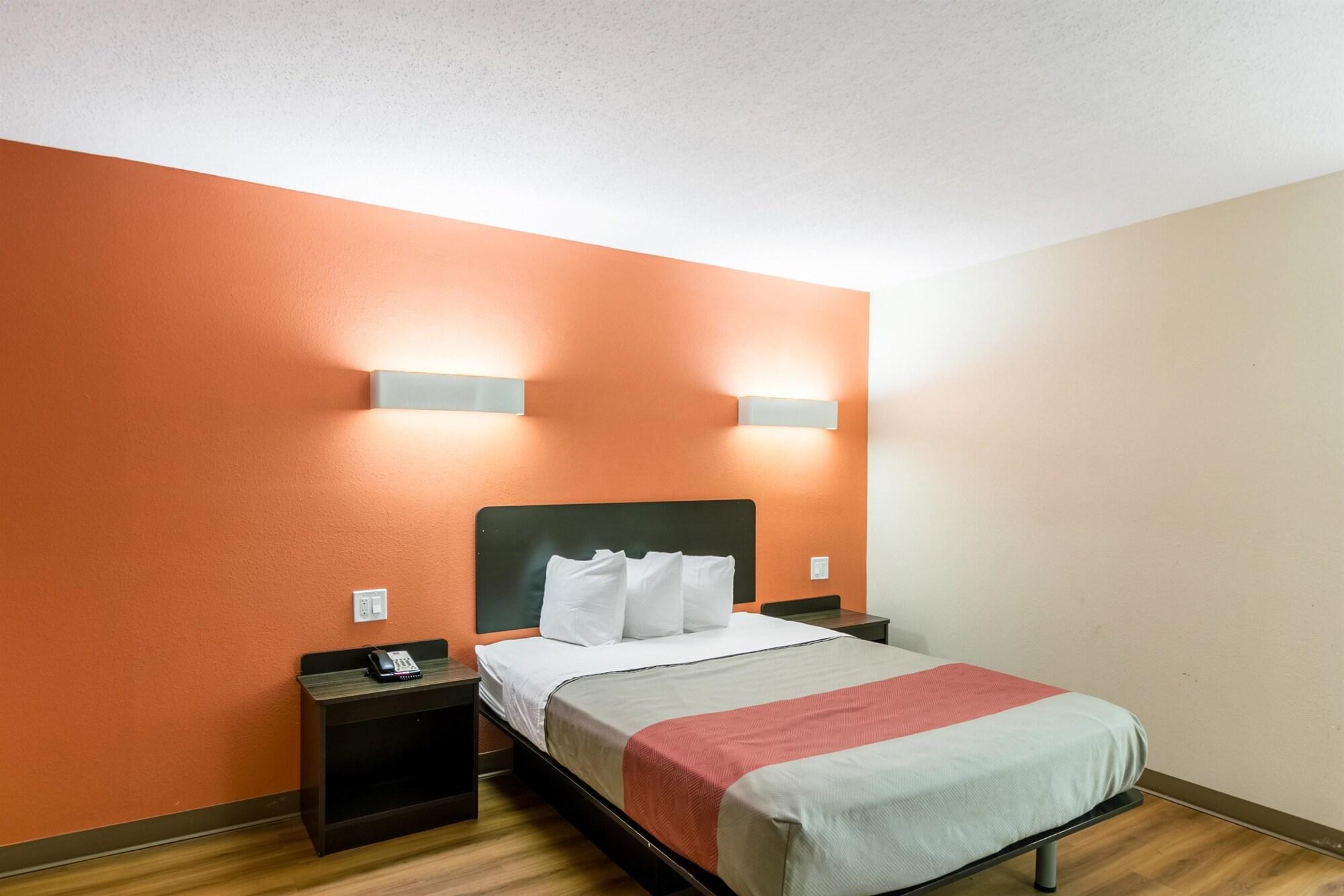 Motel 6 New Brunswick Buitenkant foto